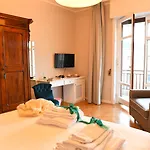 Bed & Breakfast Attico 195 Salerno
