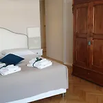 Attico 195 Bed & Breakfast 4*